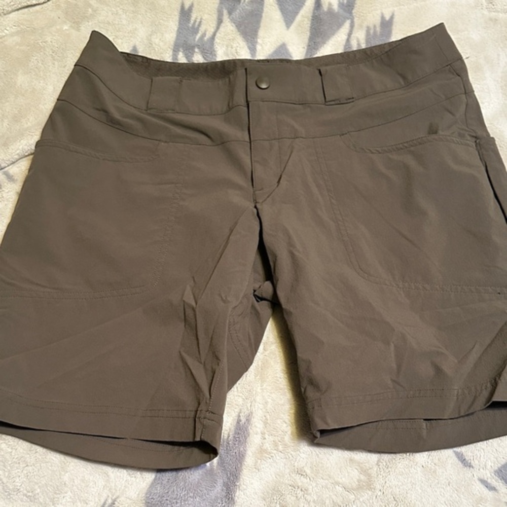 Eastern Mountain Sports Women's Dark green Athletic Shorts